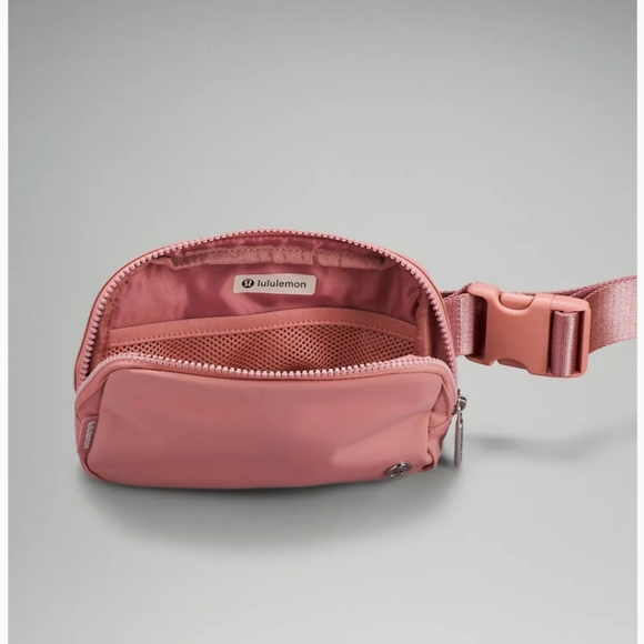 New Lululemon Pink Pastel Everywhere Belt Bag 1L (discontinued color) - Picture 5 of 6